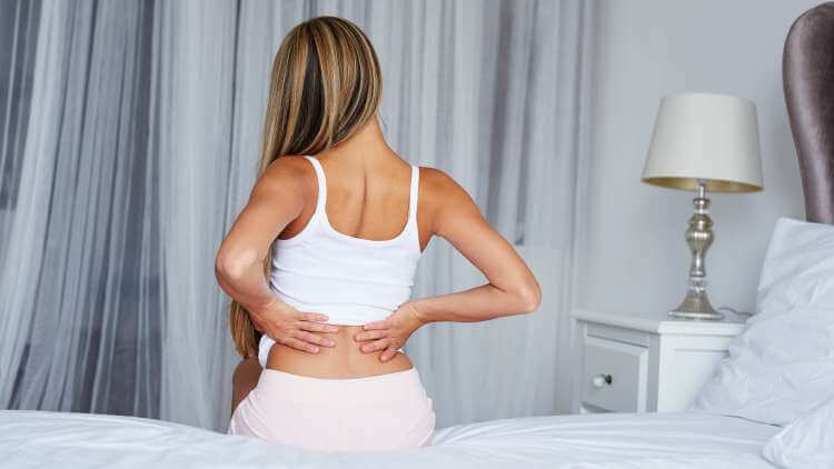 Woman with damaged kidneys